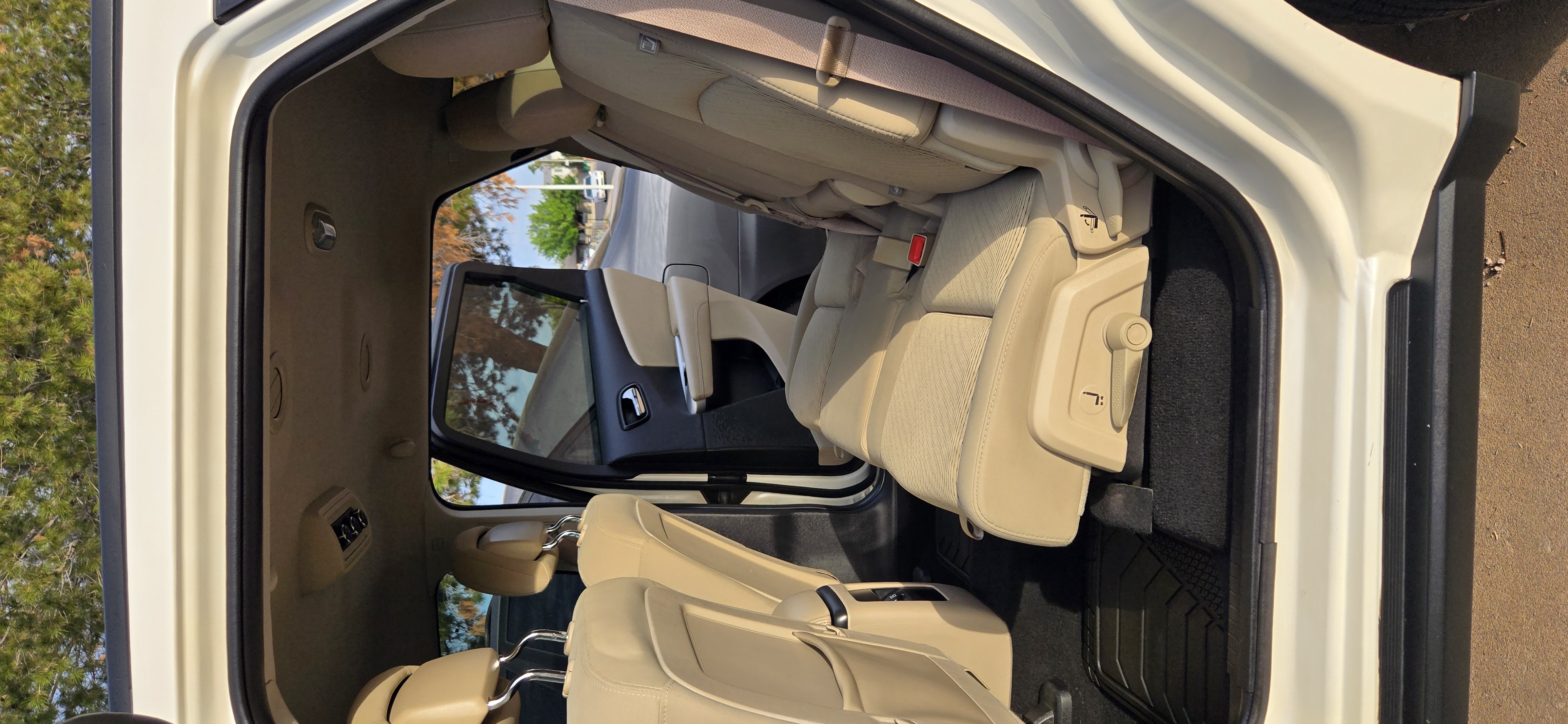 Car Detail image 22