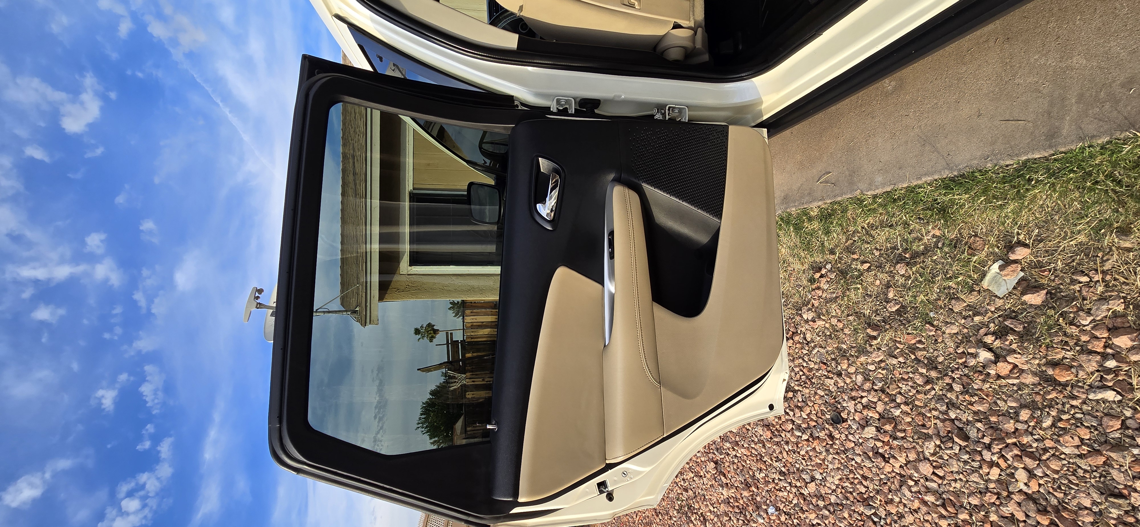 Car Detail image 24